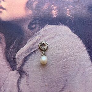 Judith Ripka Elegant 925 Silver Pearl Drop Pendant